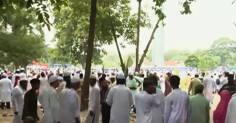 সোহরাওয়ার্দী উদ্যানে জশনে জুলুস